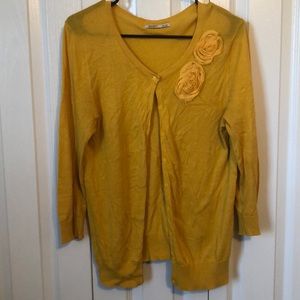 Mustard Old Navy cardigan, great condition.